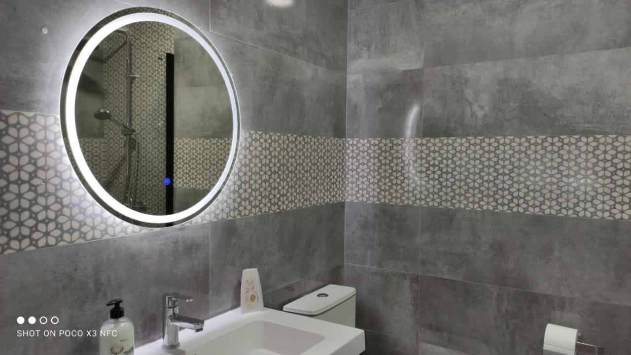 Apartament Malvarosa Beach Private Garden Walencja Zewnętrze zdjęcie
