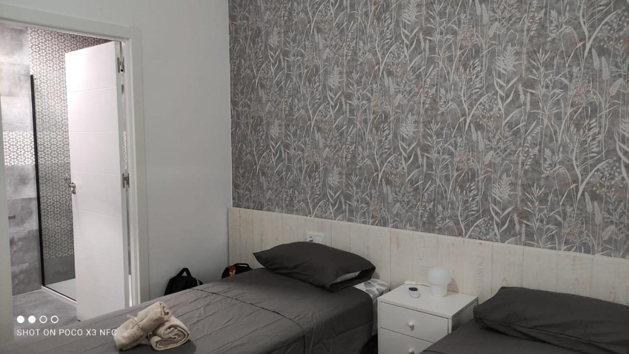 Apartament Malvarosa Beach Private Garden Walencja Zewnętrze zdjęcie